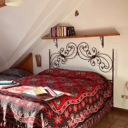 Apartment Favelle House *