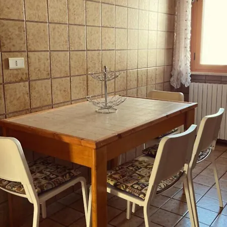 Favelle House Apartment