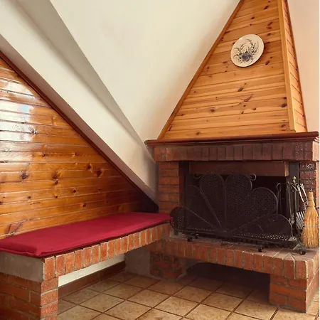 Favelle House Apartment